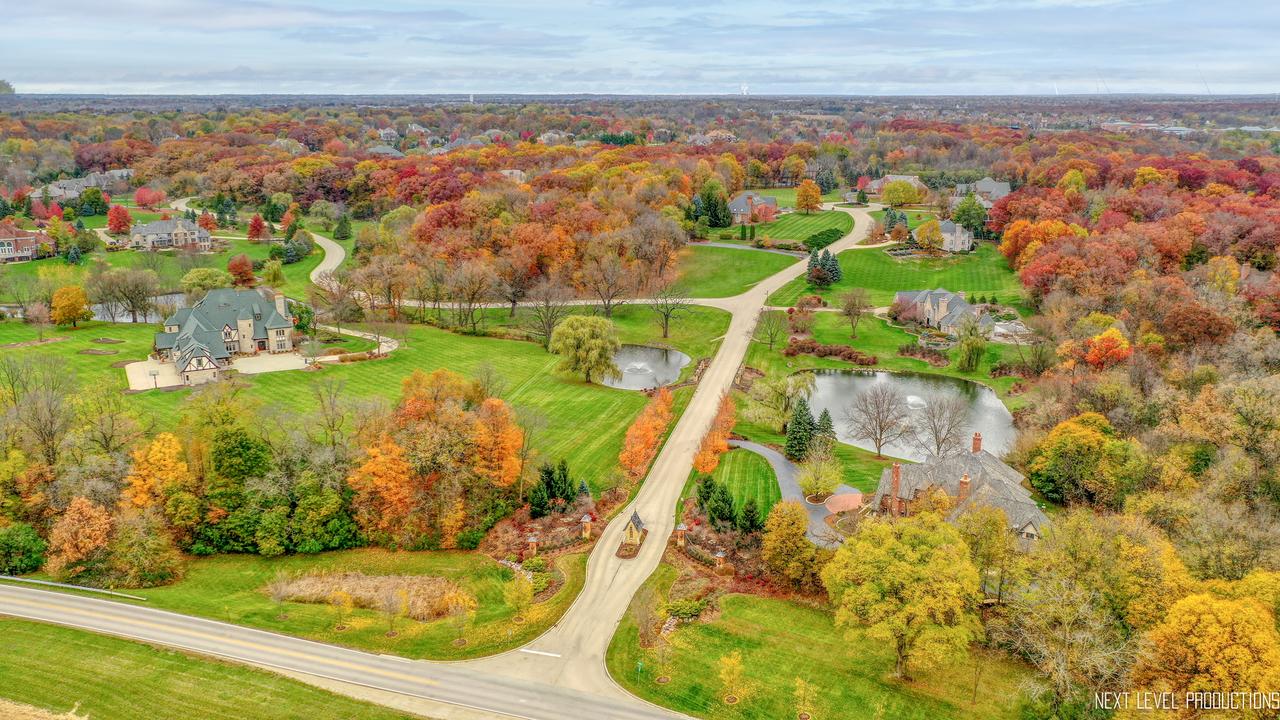 4N812 Old Farm Rd., St. Charles, IL 60174