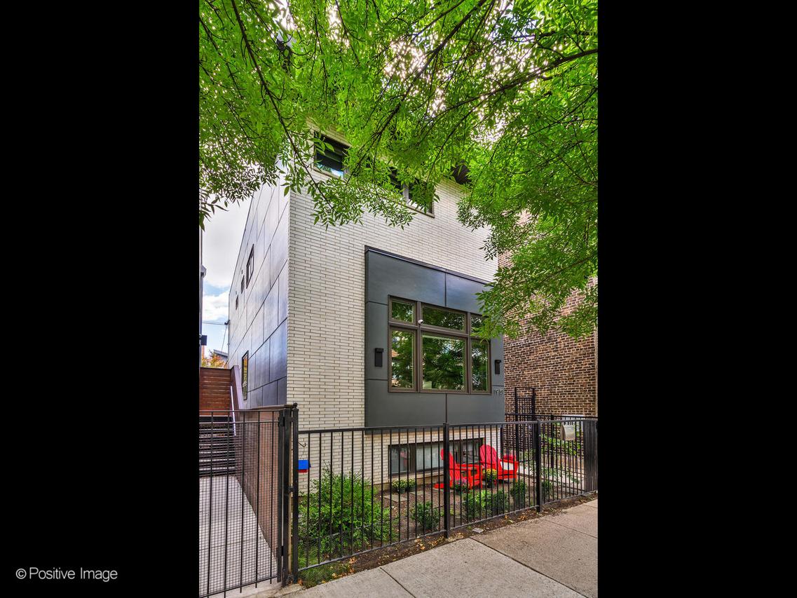 1951 W Ohio St., Chicago, IL 60622