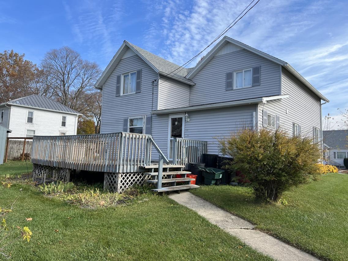 104 Calvert Ave., Chadwick, IL 61014