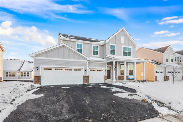 3795 Honeysuckle Ln., Elgin, IL 60124