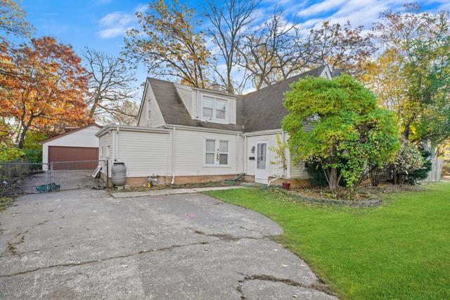 9233 Raymond Ave., Oak Lawn, IL 60453