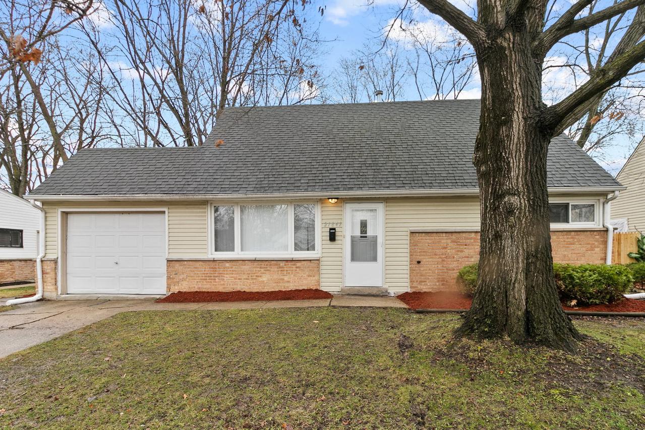 21841 Central Park Ave., Park Forest, IL 60466