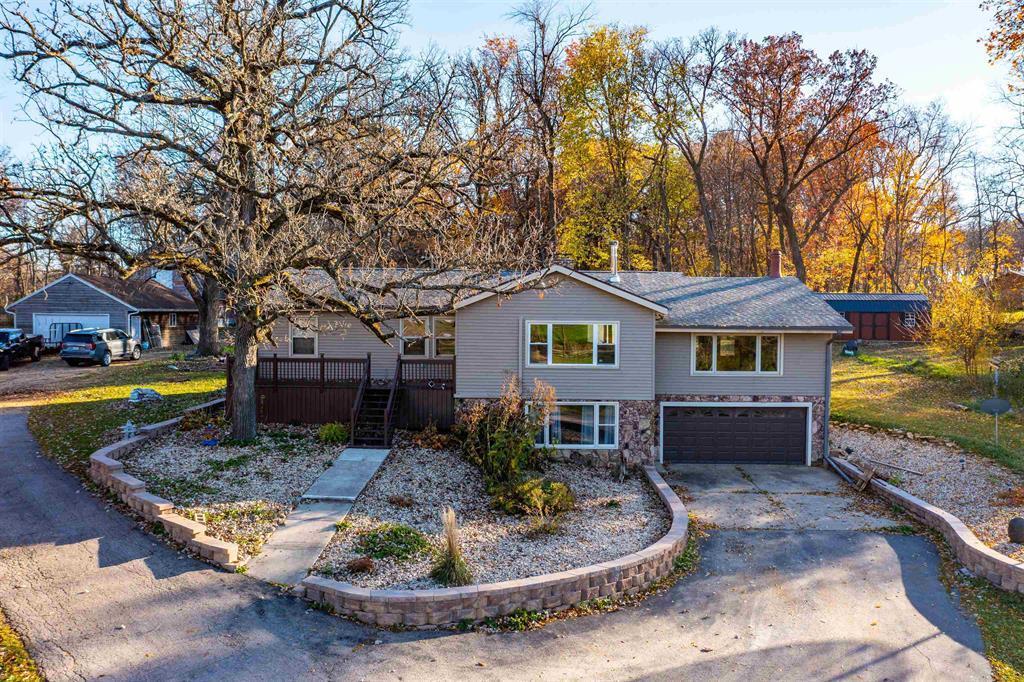 4333 W Sumner Rd., Leaf River, IL 61047