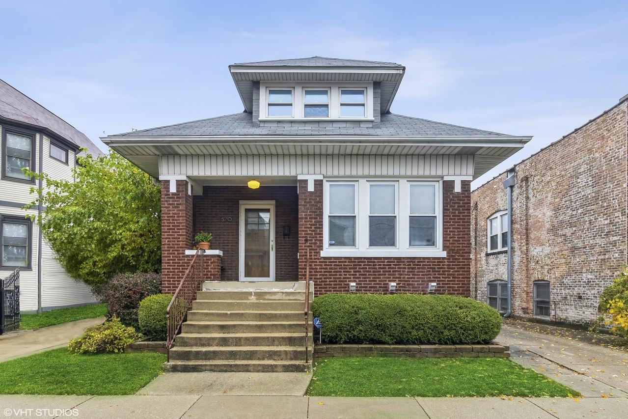 5620 W Dakin St., Chicago, IL 60634