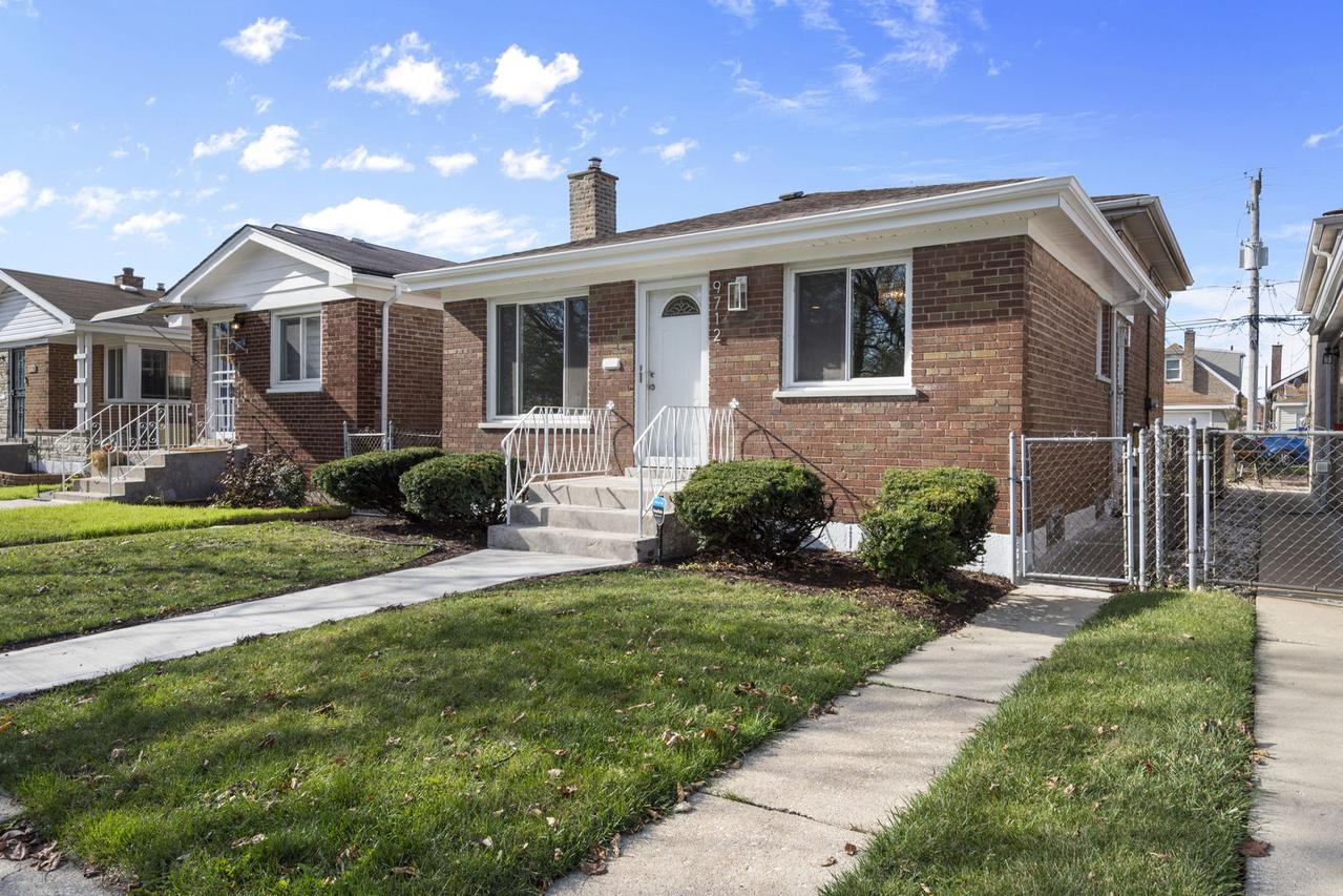 9712 S Martin Luther King Dr., Chicago, IL 60628