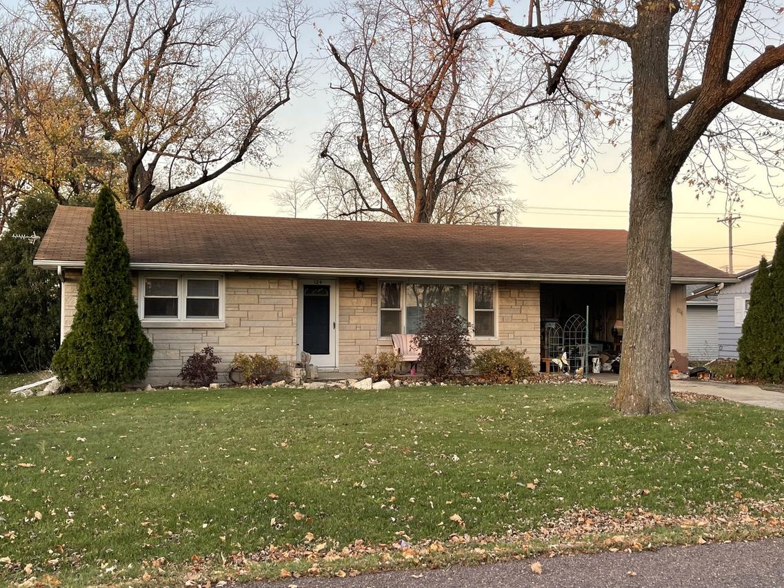 124 Maple St., Gibson City, IL 60936