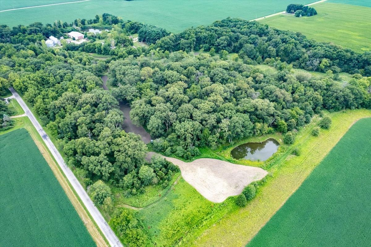 3408 County Rd 700, Foosland, IL 61854