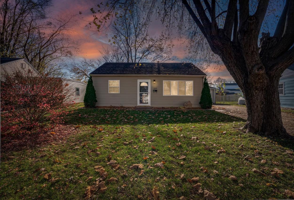 1212 Sunset Dr., Rantoul, IL 61866