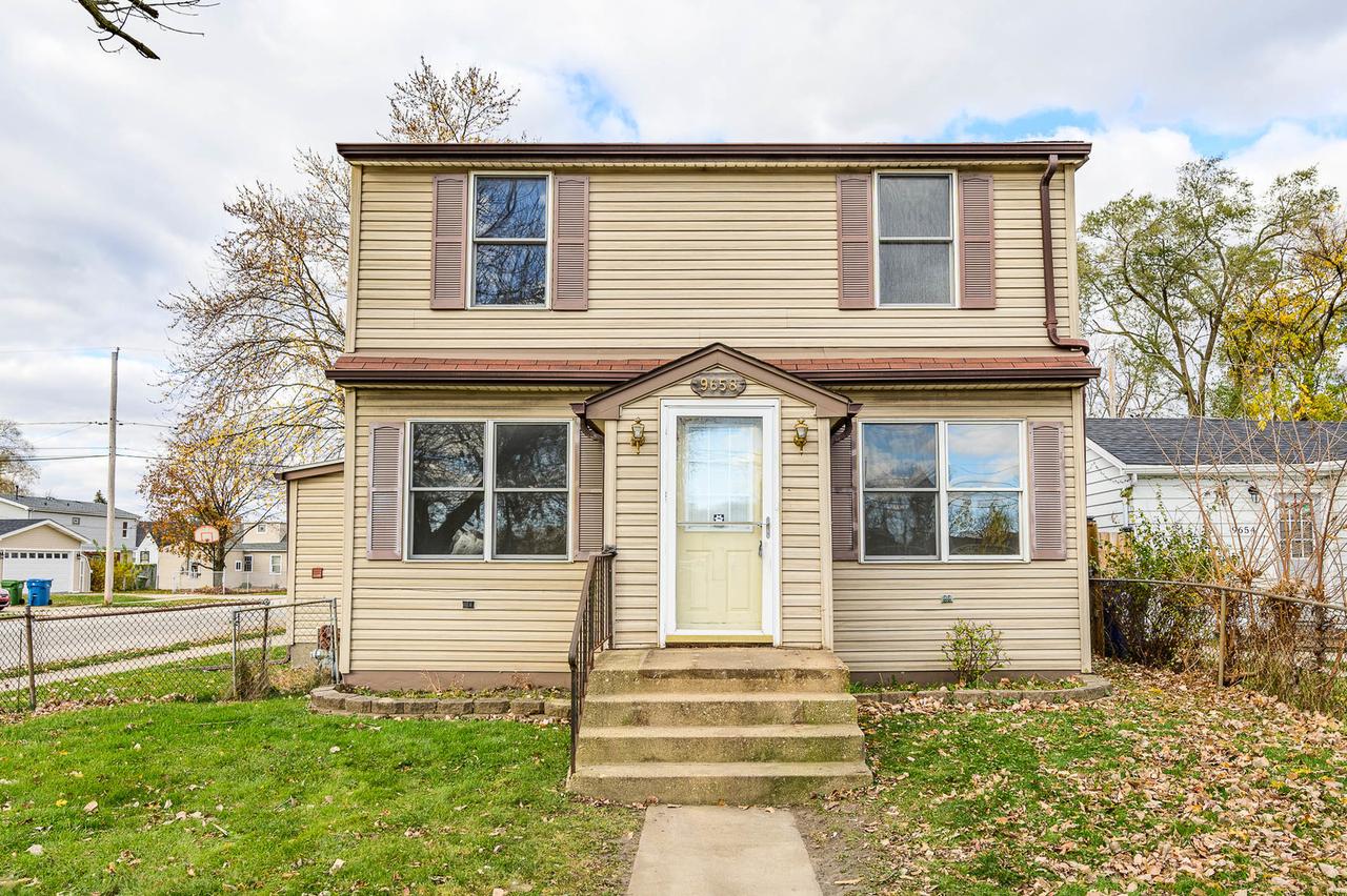 9658 Austin Ave., Oak Lawn, IL 60453