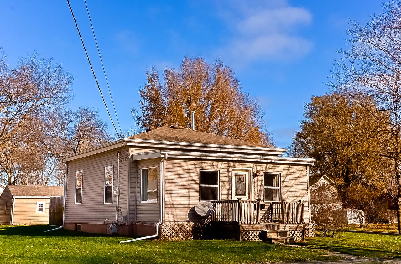744 Pearl St., Ottawa, IL 61350
