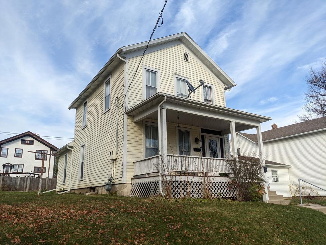 614 W Elk St., Freeport, IL 61032