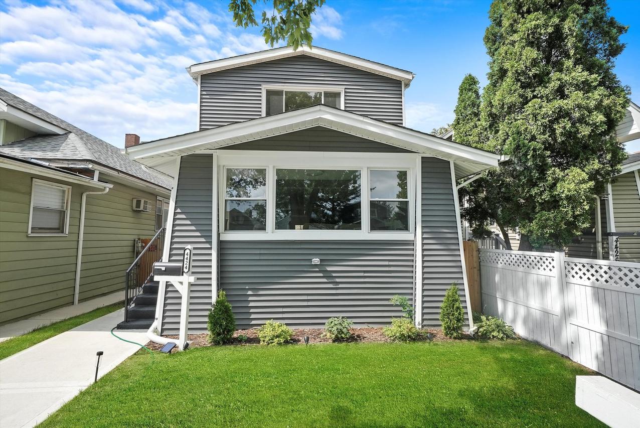 4424 N Monticello Ave., Chicago, IL 60625