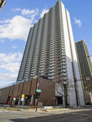6033 N Sheridan Rd. #9M, Chicago, IL 60660