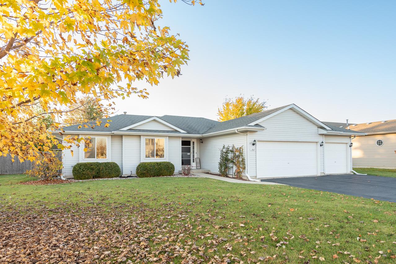 1307 Howland Dr., Joliet, IL 60431