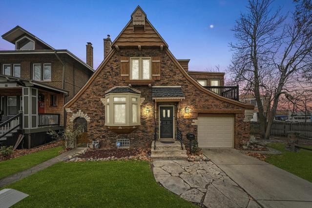 6719 Riverside Dr., Berwyn, IL 60402