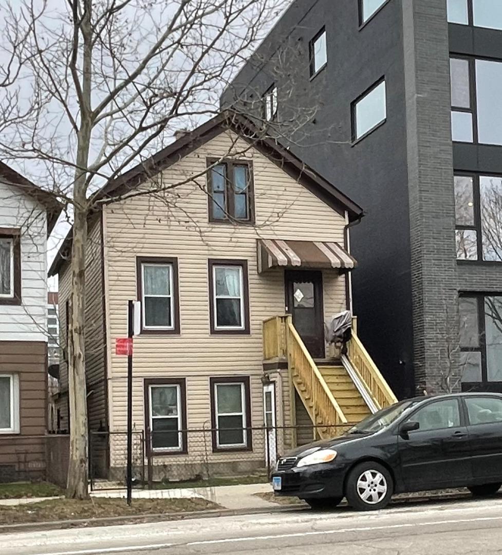 1363 W Hubbard St., Chicago, IL 60642