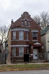 5230 S Wolcott Ave., Chicago, IL 60609