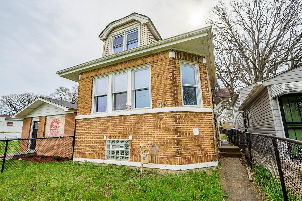 11711 S Church St., Chicago, IL 60643