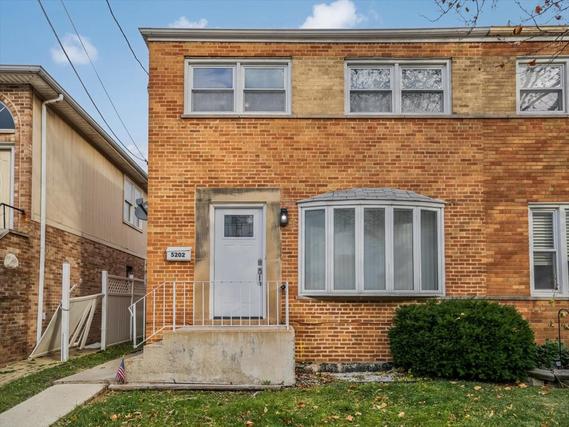 5202 W 54 St., Chicago, IL 60638