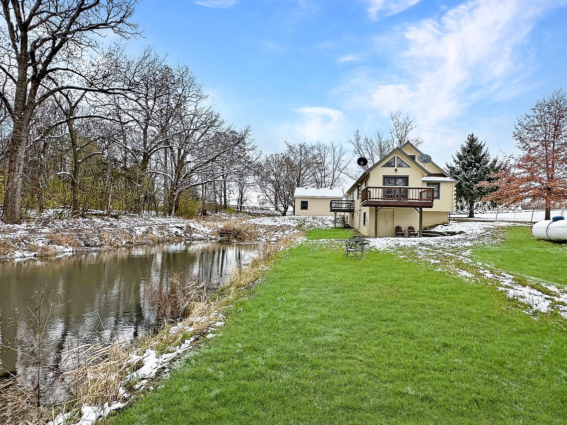 5234 W Stephenson Street Rd., Freeport, IL 61032