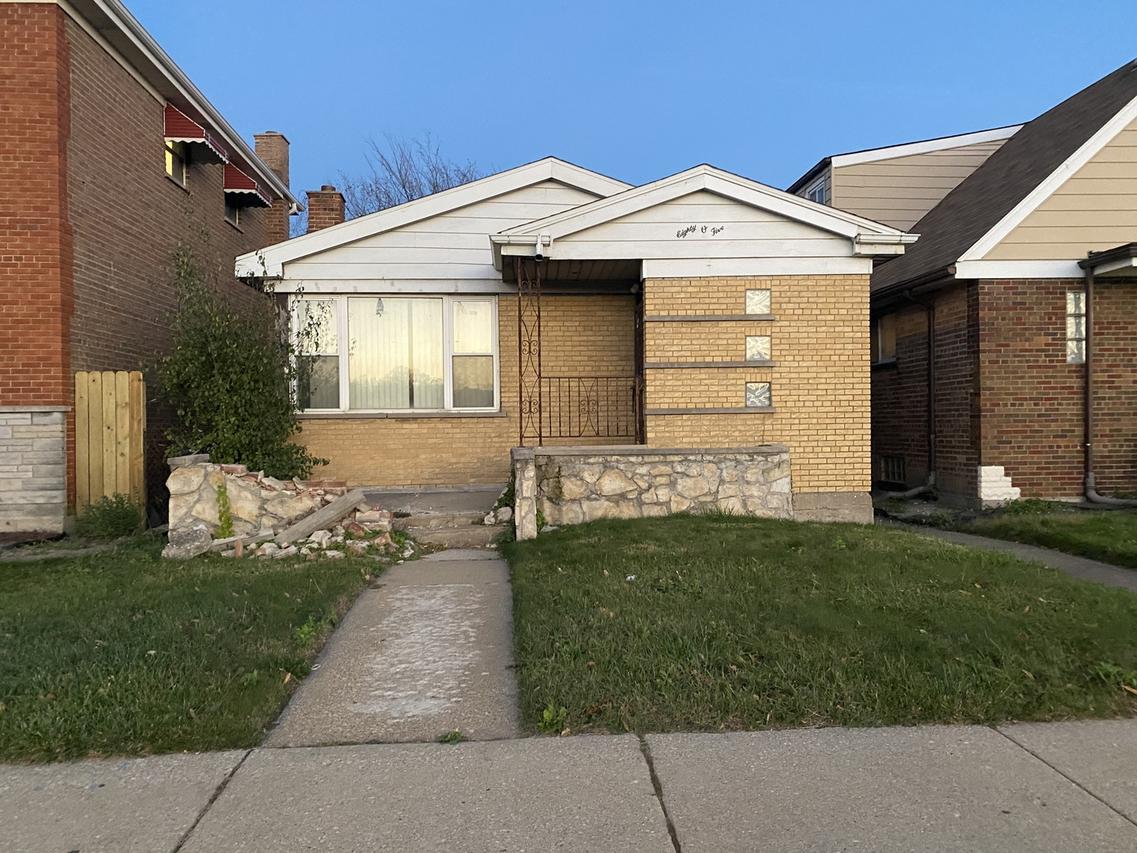 8005 S State St., Chicago, IL 60619
