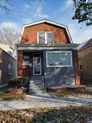 7621 S Dr Martin Luther Kin Dr., Chicago, IL 60619