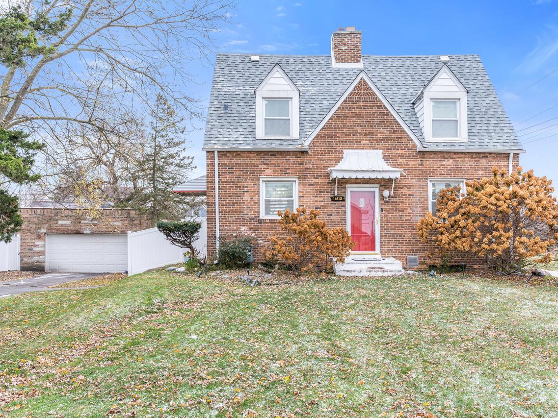 16112 Honore Ave., Markham, IL 60428