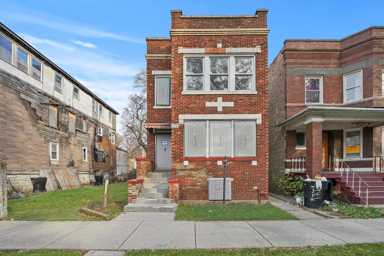 533 N Lawler Ave., Chicago, IL 60644