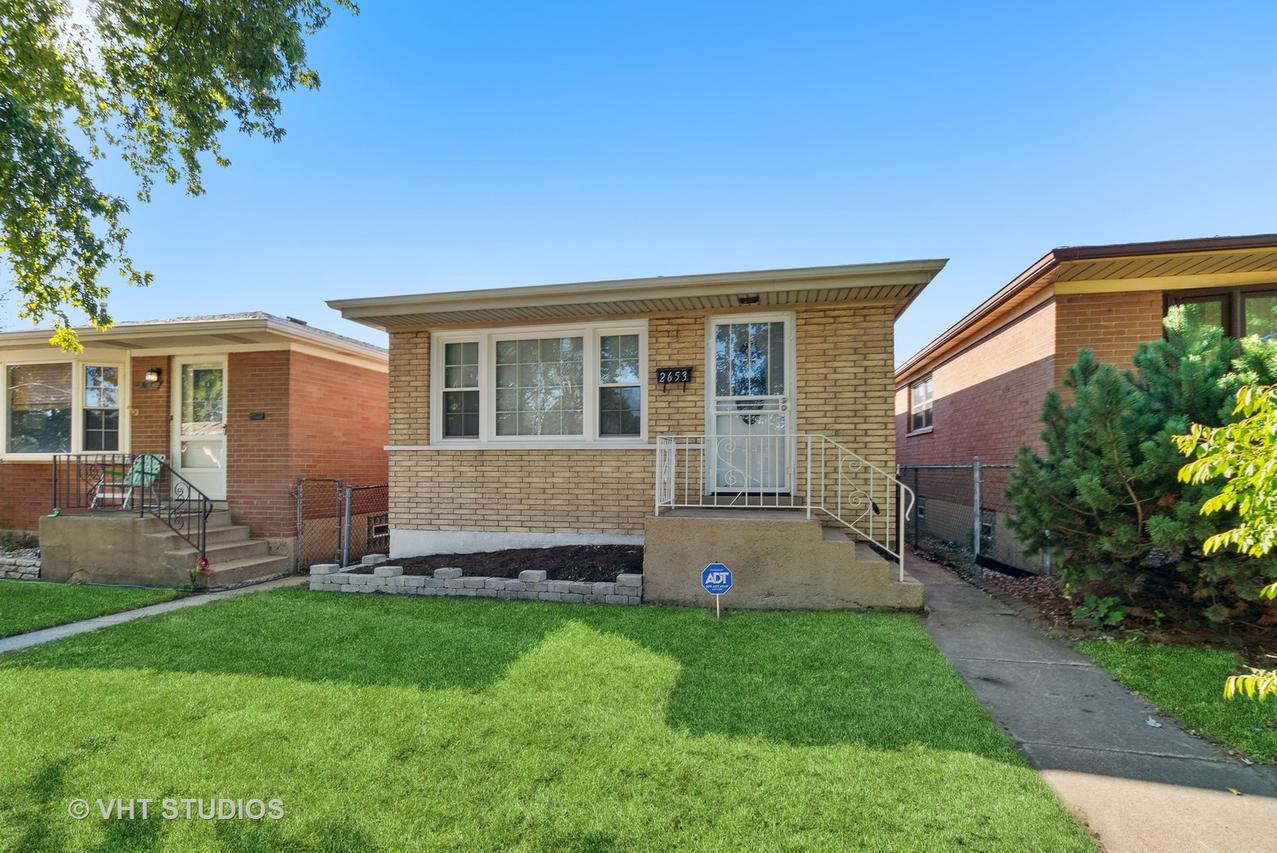 2653 E 127th St., Chicago, IL 60633