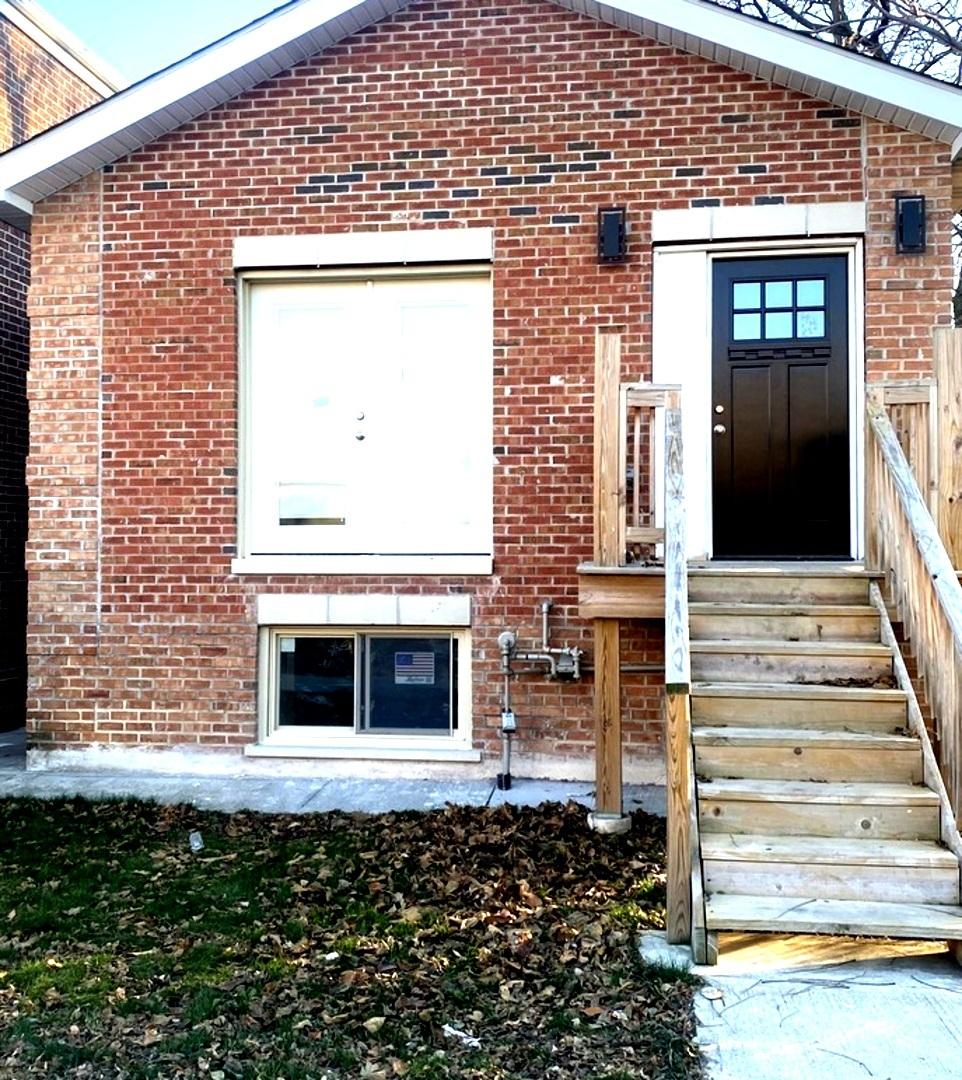 2423 W Washburne Ave., Chicago, IL 60608