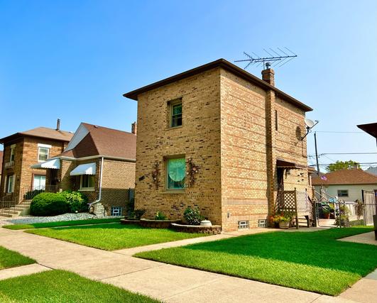 10847 S Avenue F, Chicago, IL 60617