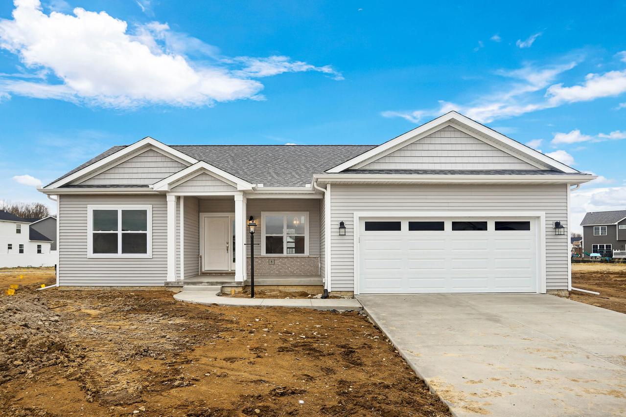 8 Connor Ct., Monticello, IL 61856