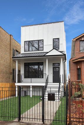 New Homes For Sale This Week That Attend Roberto Clemente Community Academy: November 25th to December 1st