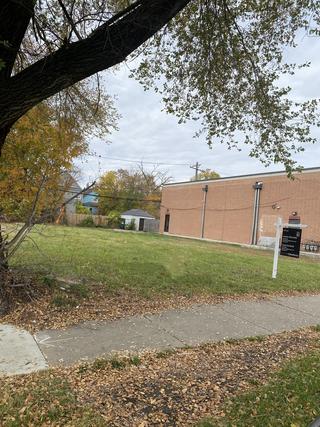 7920-24 S Exchange Ave., Chicago, IL 60617