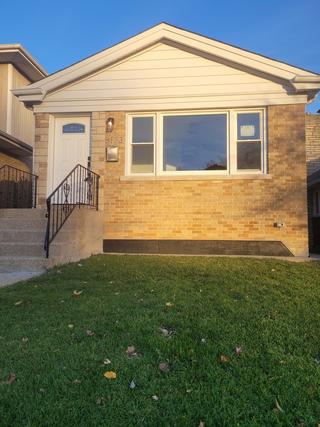 5133 N Austin Ave., Chicago, IL 60630