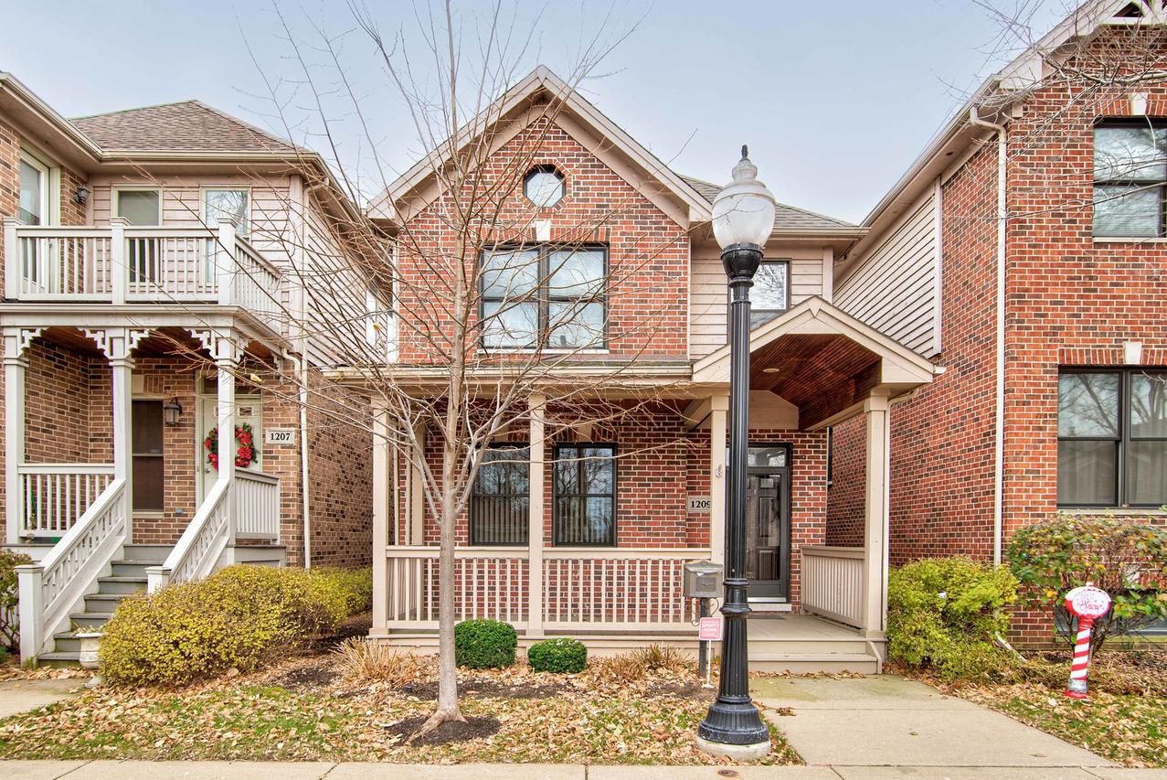 1209 W 33rd St., Chicago, IL 60608