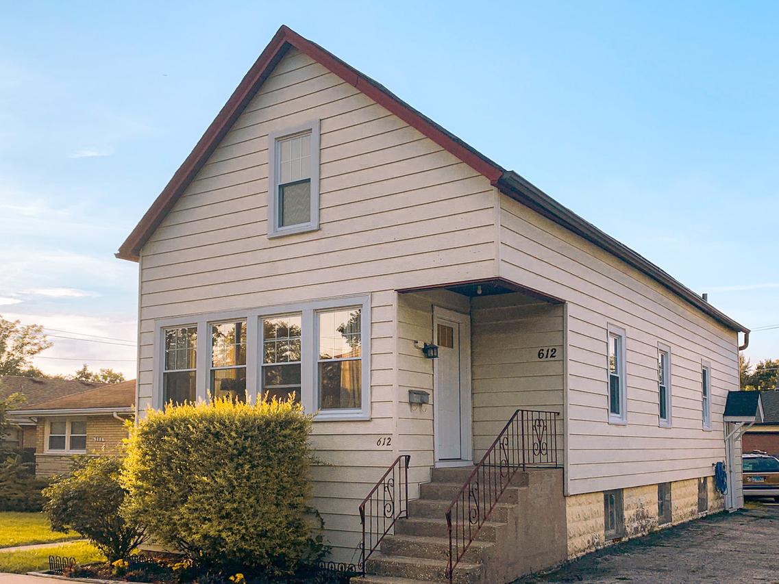 612 Prairie Ave., Downers Grove, IL 60515