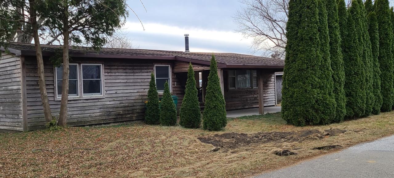 216 Berry St., Standard, IL 61363