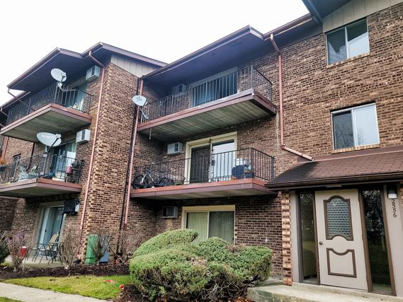 2556 Waterbury Dr. #1906, Woodridge, IL 60517