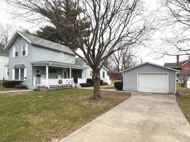 15 N Blackstone Ave., Amboy, IL 61310