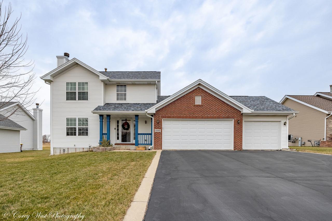 12295 Barberry Dr., Winnebago, IL 61088