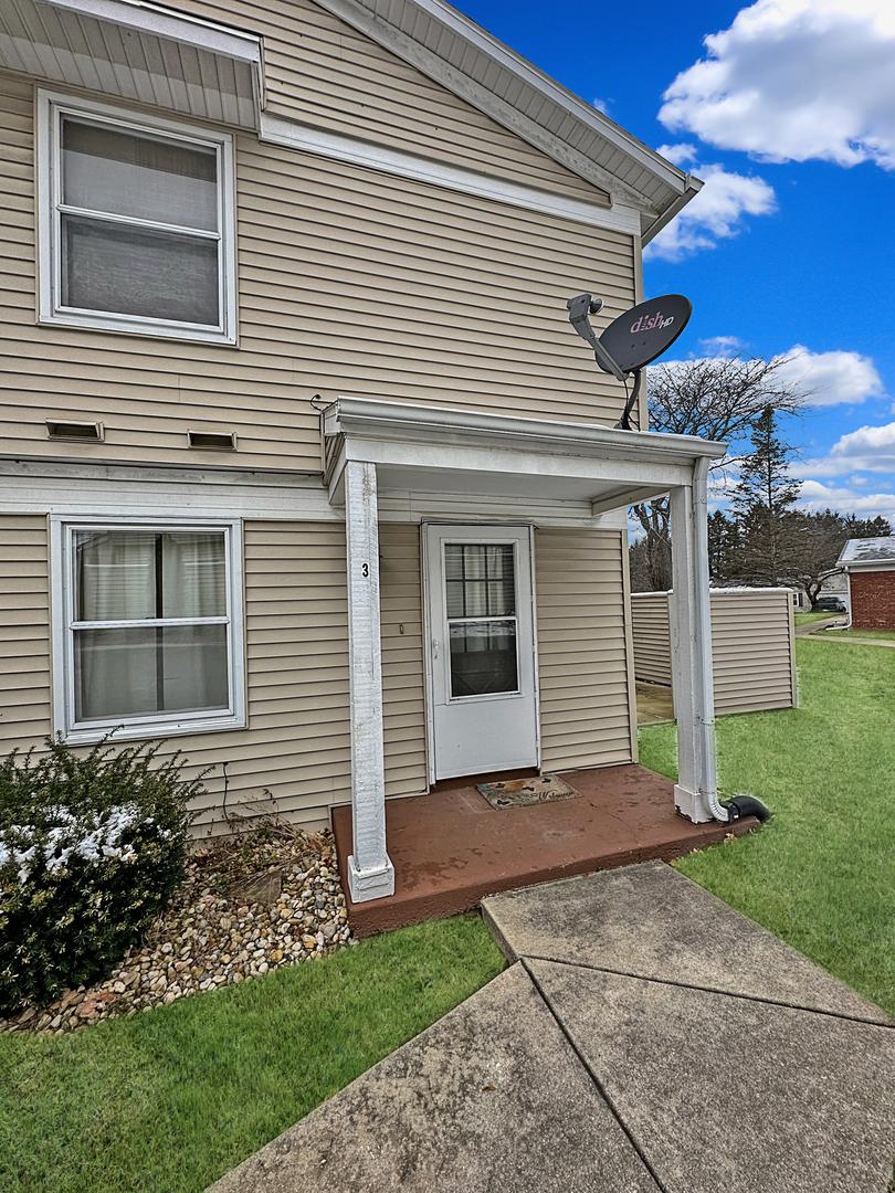 604 Kiwanis Ct. #3, Freeport, IL 61032