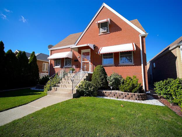 5150 S Leclaire Ave., Chicago, IL 60638