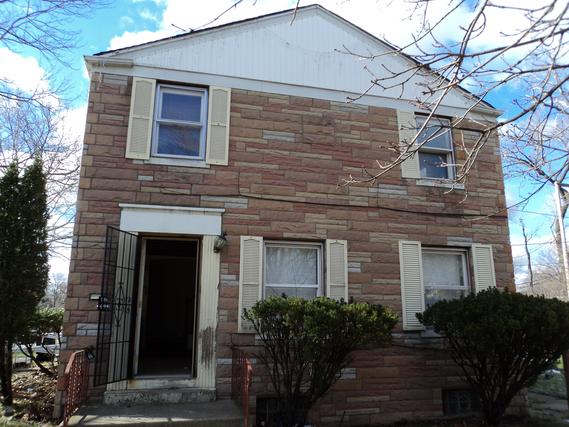 9602 S Hoxie Ave., Chicago, IL 60617