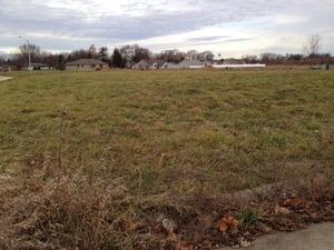 Lot 411 E 21st St., Sterling, IL 61081