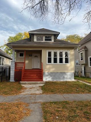 11919 S Yale Ave., Chicago, IL 60628