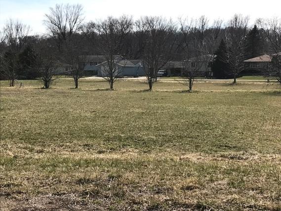 459 Sir Lawrence Ln., Dixon, IL 61021