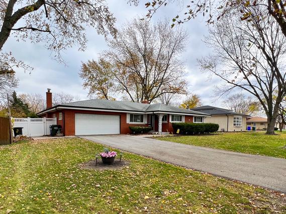 12741 S Ridgeland Ave., Palos Heights, IL 60463