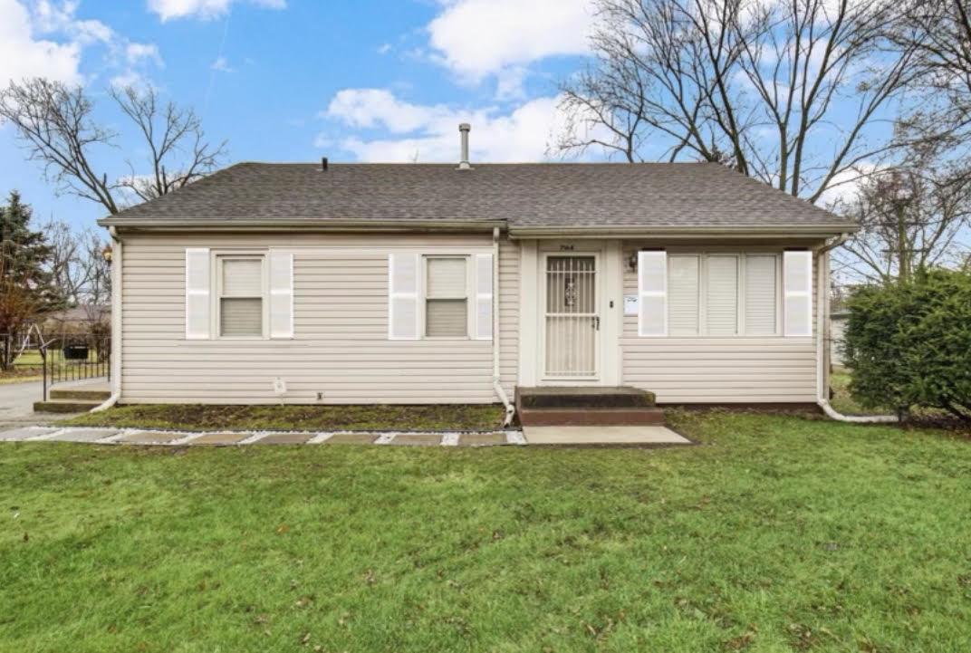 2164 E Sauk Tr., Sauk Village, IL 60411