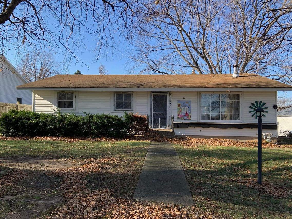 206 S Hickory St., Stillman Valley, IL 61084
